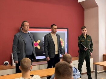 В преддверии Дня защитника Отечества в Кировском районе прошли военно-патриотические встречи со студентами техникумов