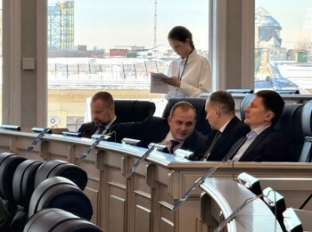 Ладожский мост надо ремонтировать