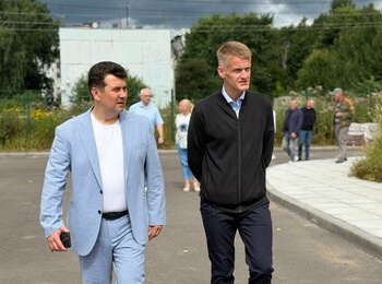 Вице-губернатор Ленинградской области по социальным вопросам посетил Кировский район с рабочим визитом